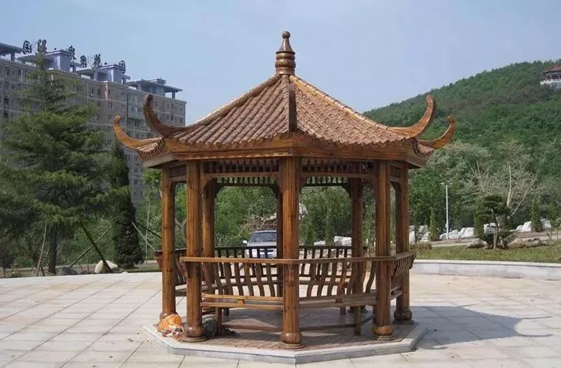 防腐木凉亭